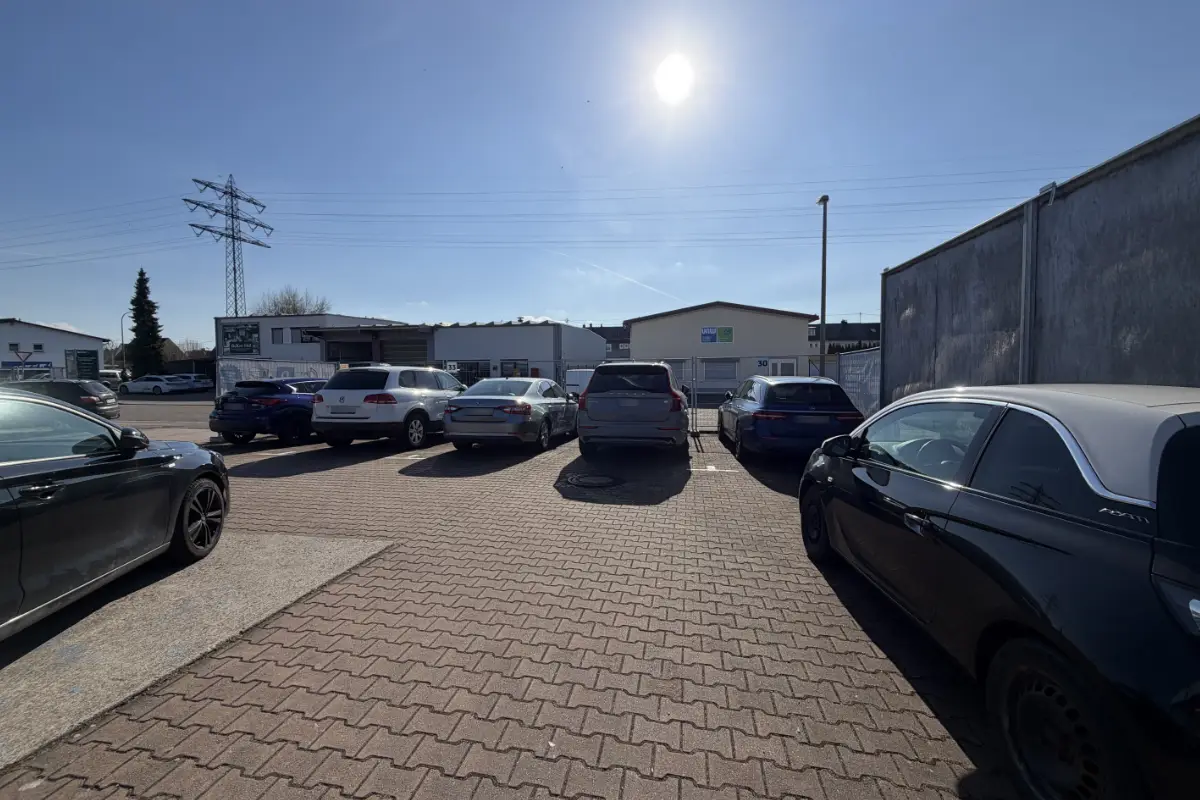 Car Park Memmingen - Parkplatz in der Nähe des Flughafens Memmingen