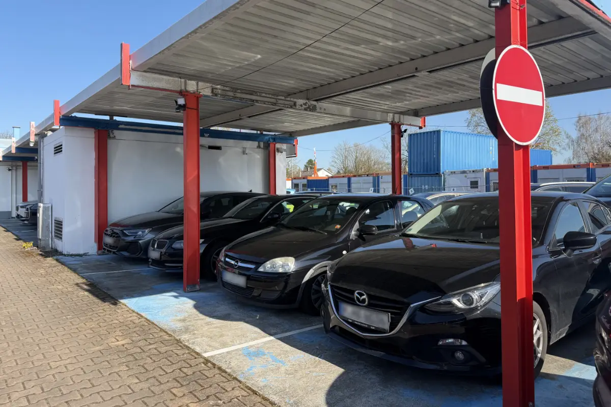 Car Park Memmingen - Parkplatz in der Nähe des Flughafens Memmingen